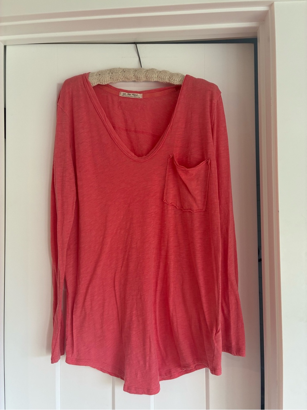 We the Free long sleeve t shirt scoop neck dark pink flowy extra large